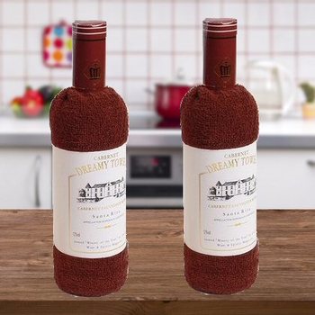 ASCIUGAMANO A FORMA DI BOTTIGLIA DI VINO (3 pz.)