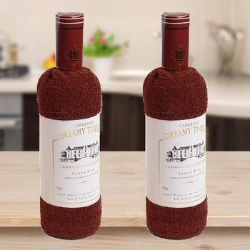 ASCIUGAMANO A FORMA DI BOTTIGLIA DI VINO (3 pz.)