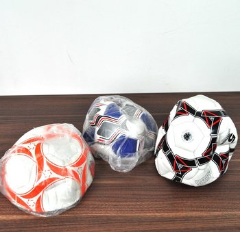 RIMANENZE PALLONI DA CALCIO (3 pz.)
