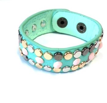 Bracciale turchese con borchie (1 pz)