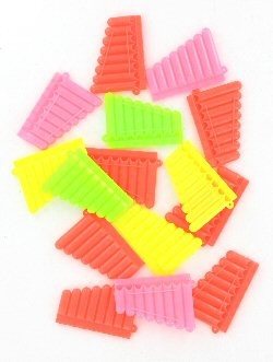FISCHIETTI IN PLASTICA PER PESCA DI BENEFICENZA (98 pz.)